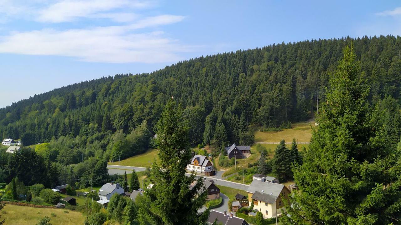 Greizer Kammhuette Gaststaette & Pension Klingenthal Luaran gambar
