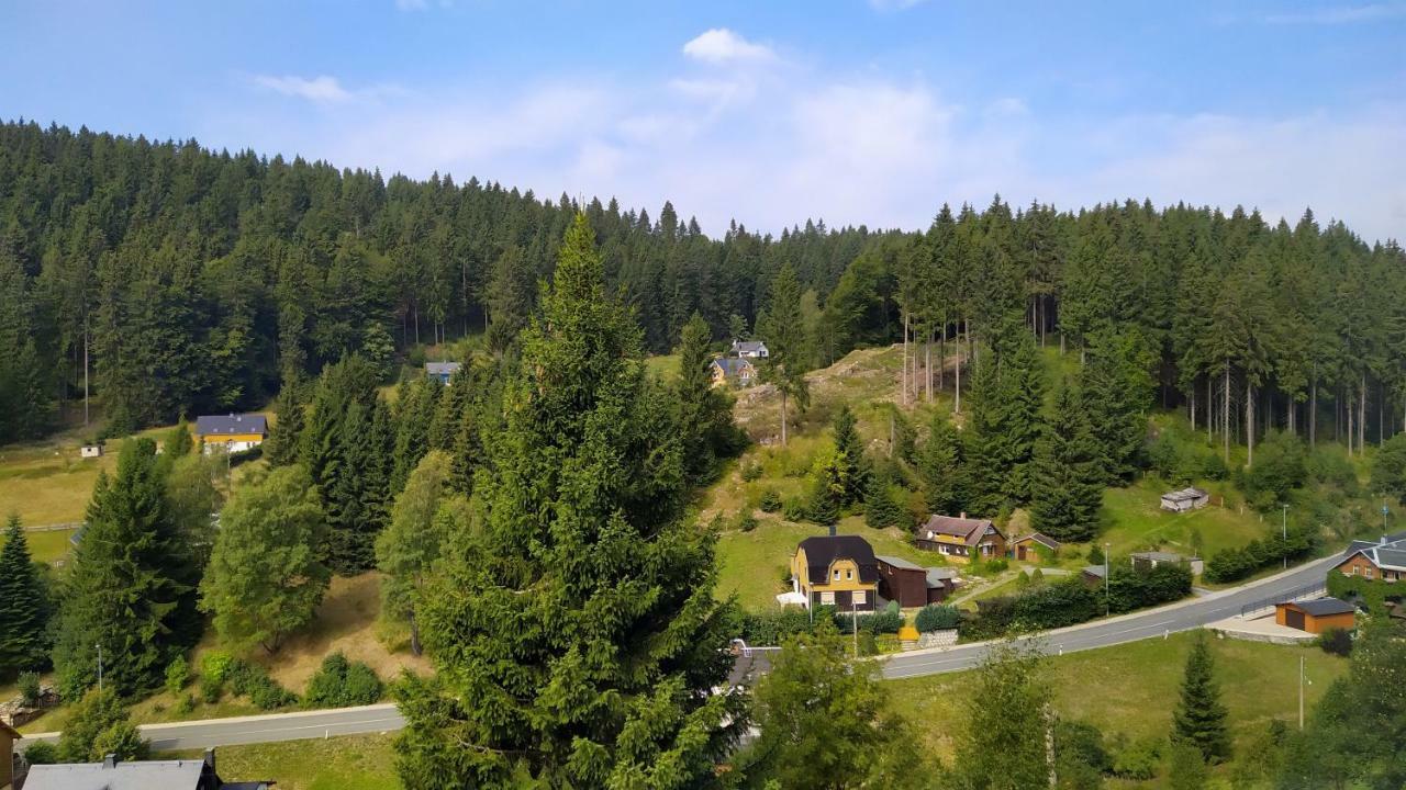 Greizer Kammhuette Gaststaette & Pension Klingenthal Luaran gambar